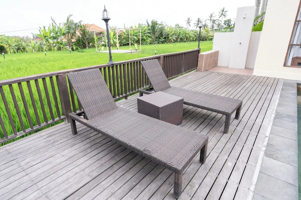 Alam Puisi Villa Outdoors