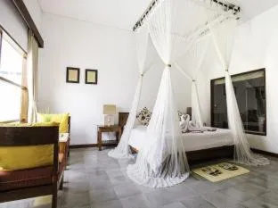Alam Puisi Villa Room