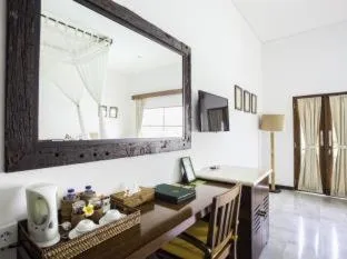 Alam Puisi Villa Room