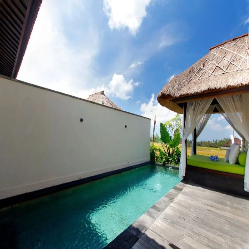 Alam Puisi Villa Swimming Pool