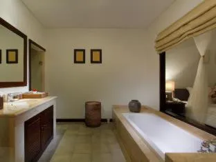 Alam Puisi Villa Washroom