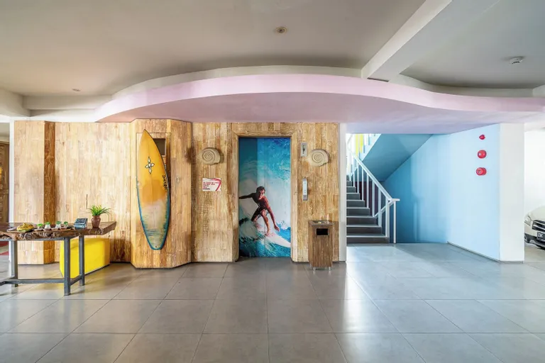 Bliss Surfer Hotel Legian Common Area