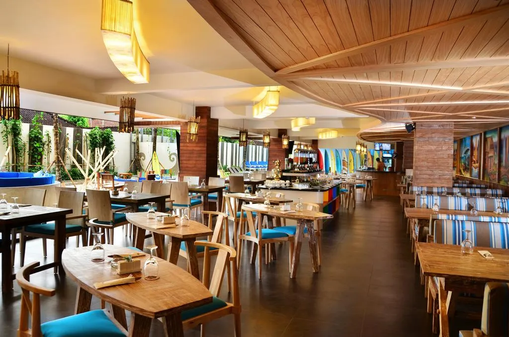 Bliss Surfer Hotel Legian Dining