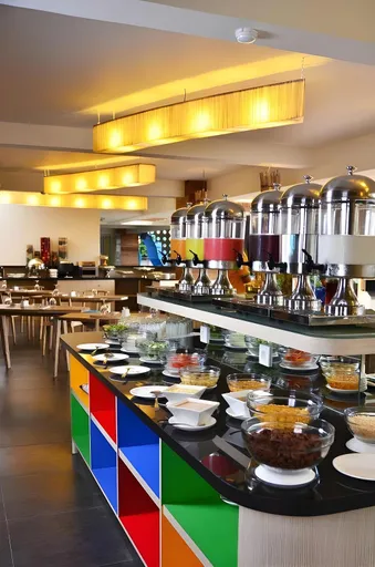Bliss Surfer Hotel Legian Others