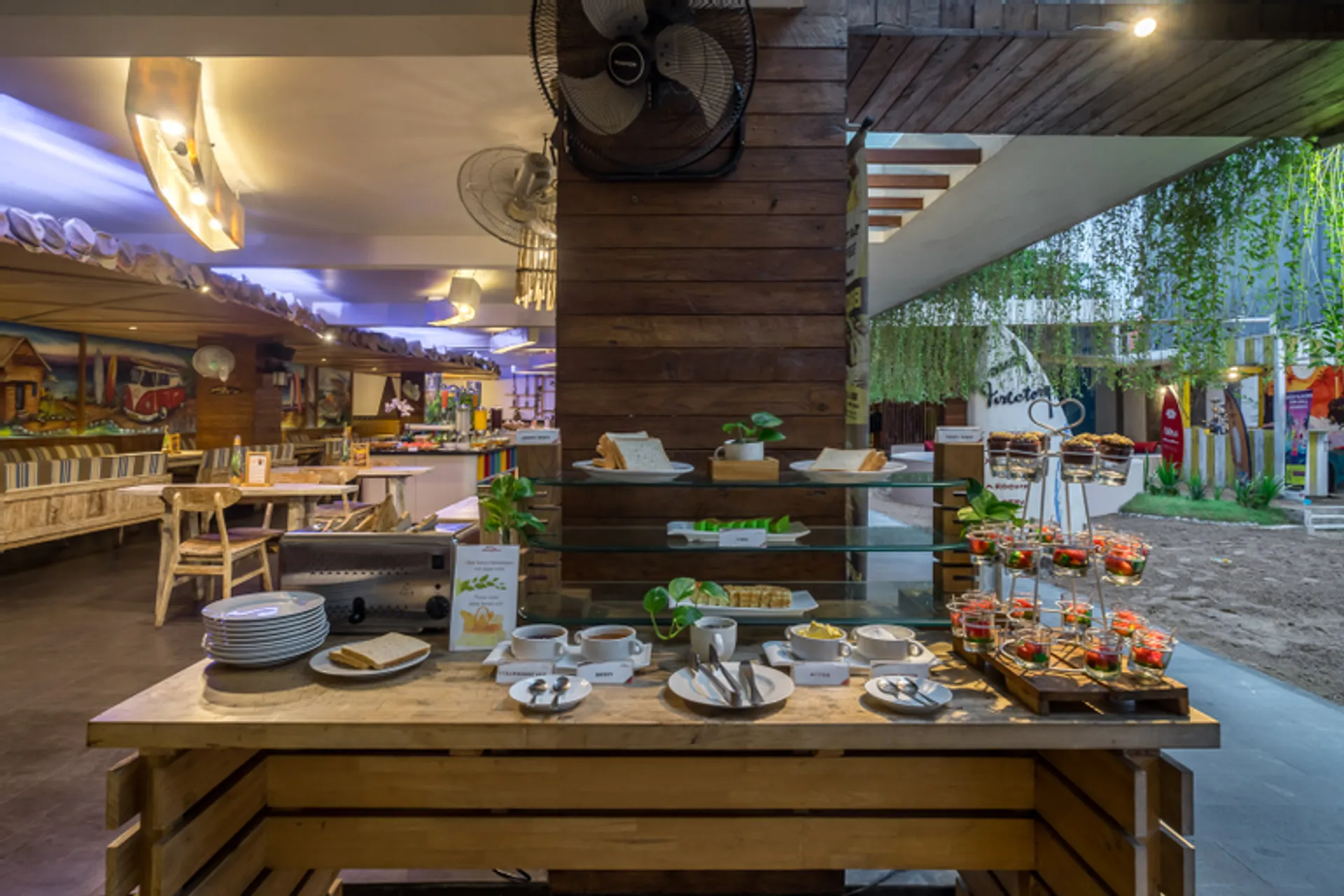 Bliss Surfer Hotel Legian Others