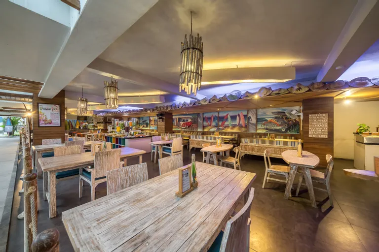 Bliss Surfer Hotel Legian Others