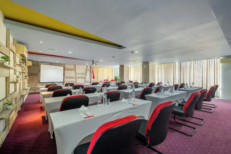 Bliss Surfer Hotel Legian Others