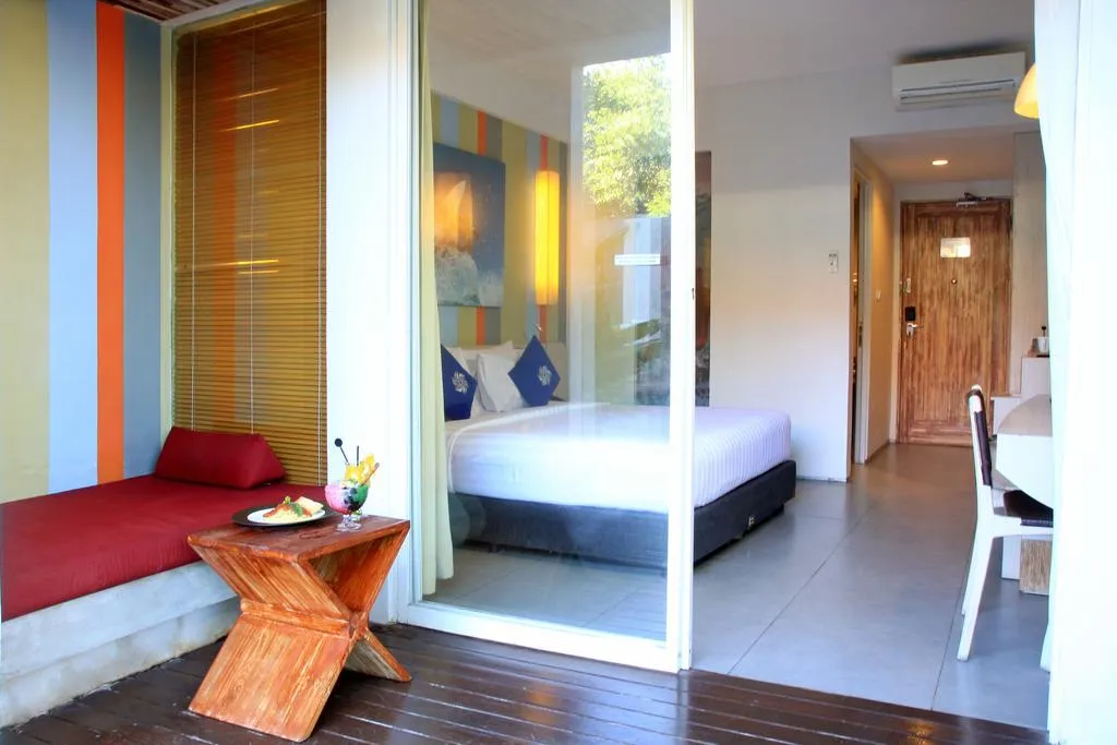 Bliss Surfer Hotel Legian Room