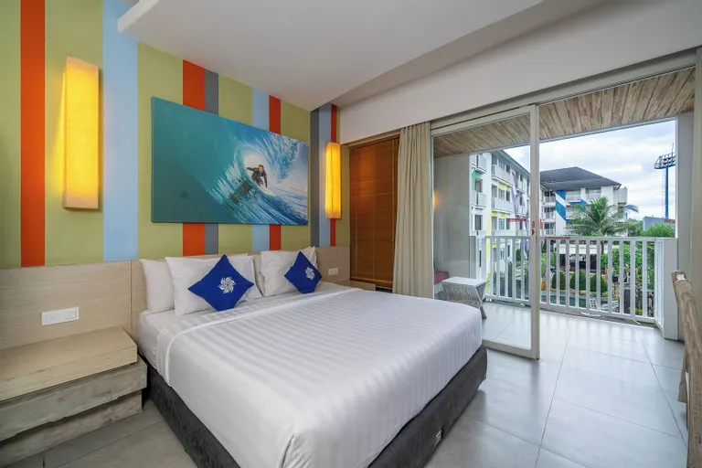 Bliss Surfer Hotel Legian Room