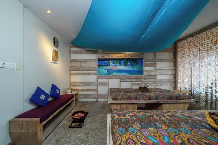 Bliss Surfer Hotel Legian Room
