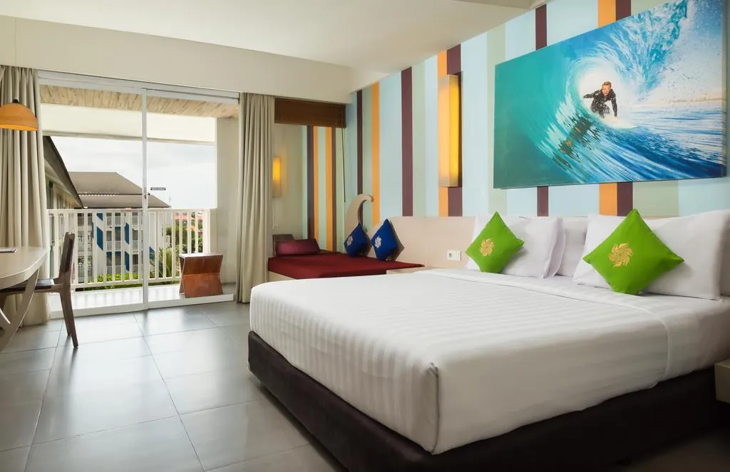 Bliss Surfer Hotel Legian Room