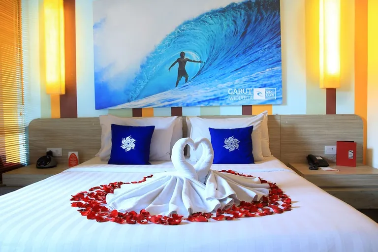 Bliss Surfer Hotel Legian Room