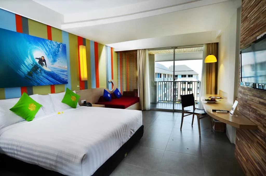Bliss Surfer Hotel Legian Room