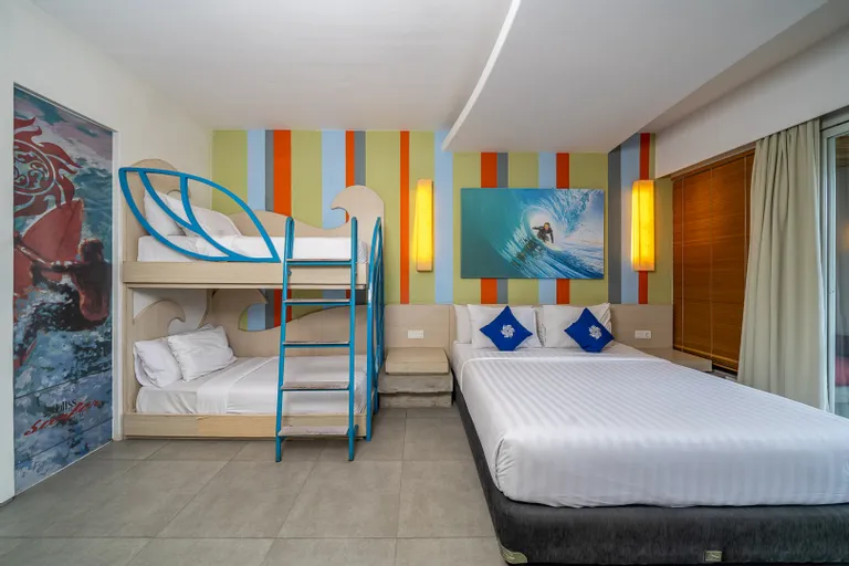 Bliss Surfer Hotel Legian Room