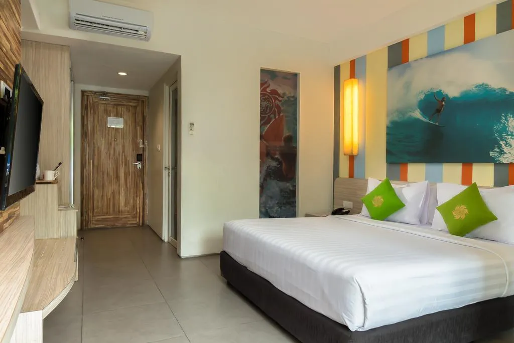Bliss Surfer Hotel Legian Room