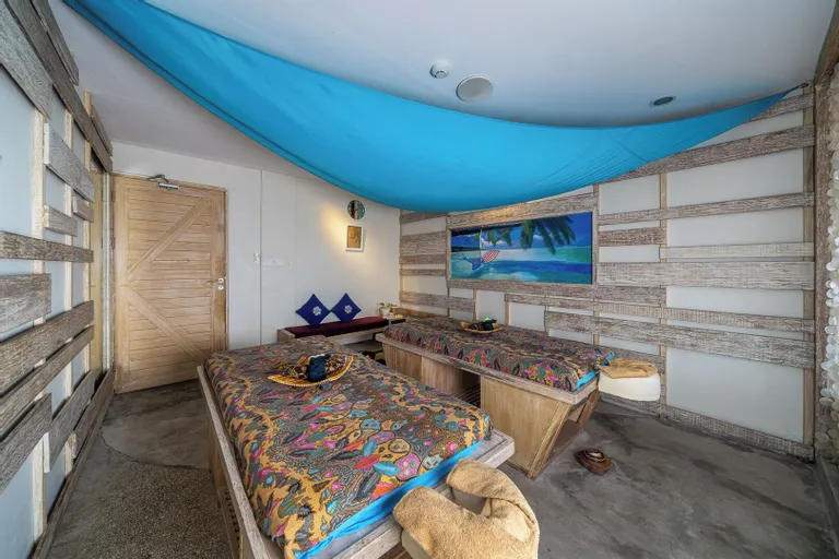 Bliss Surfer Hotel Legian Room