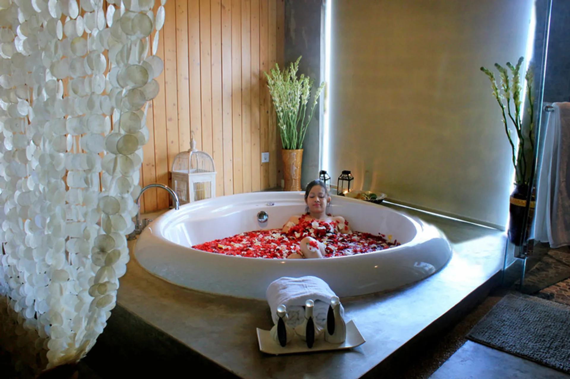 Bliss Surfer Hotel Legian Washroom