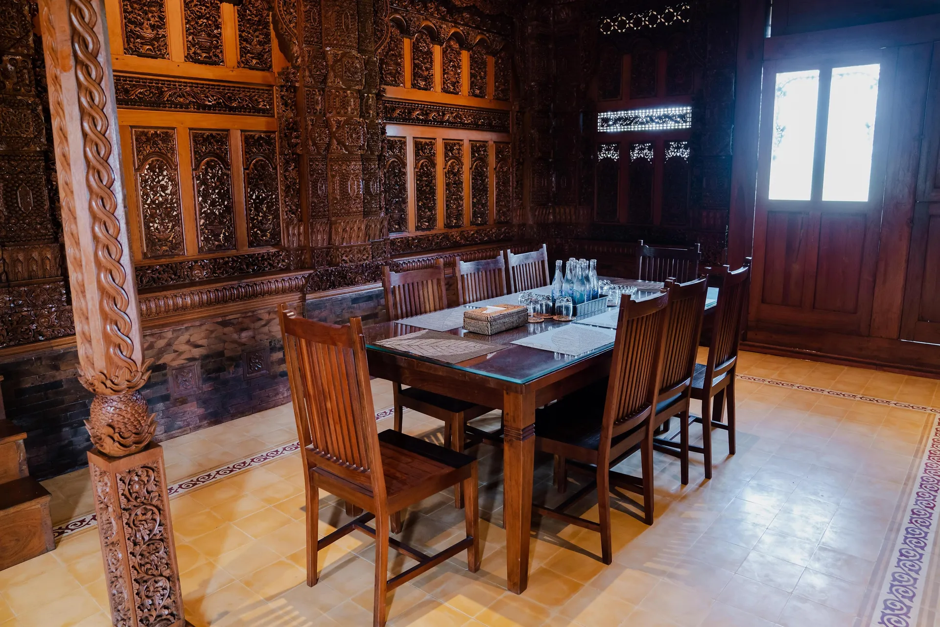 Kori Maharani Villas & Resort Dining