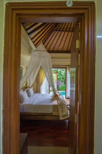 Ladera Villa Ubud Room
