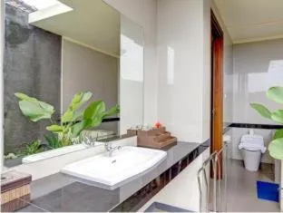 Ladera Villa Ubud Room
