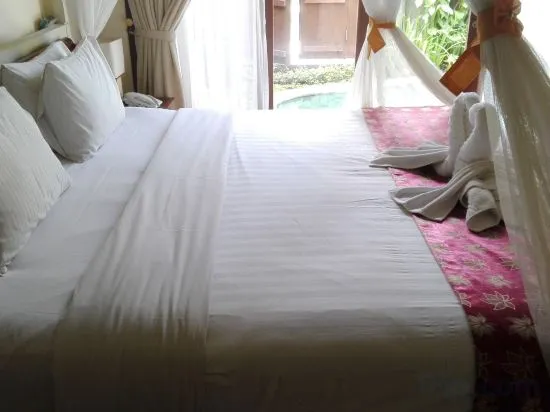 Ladera Villa Ubud Room