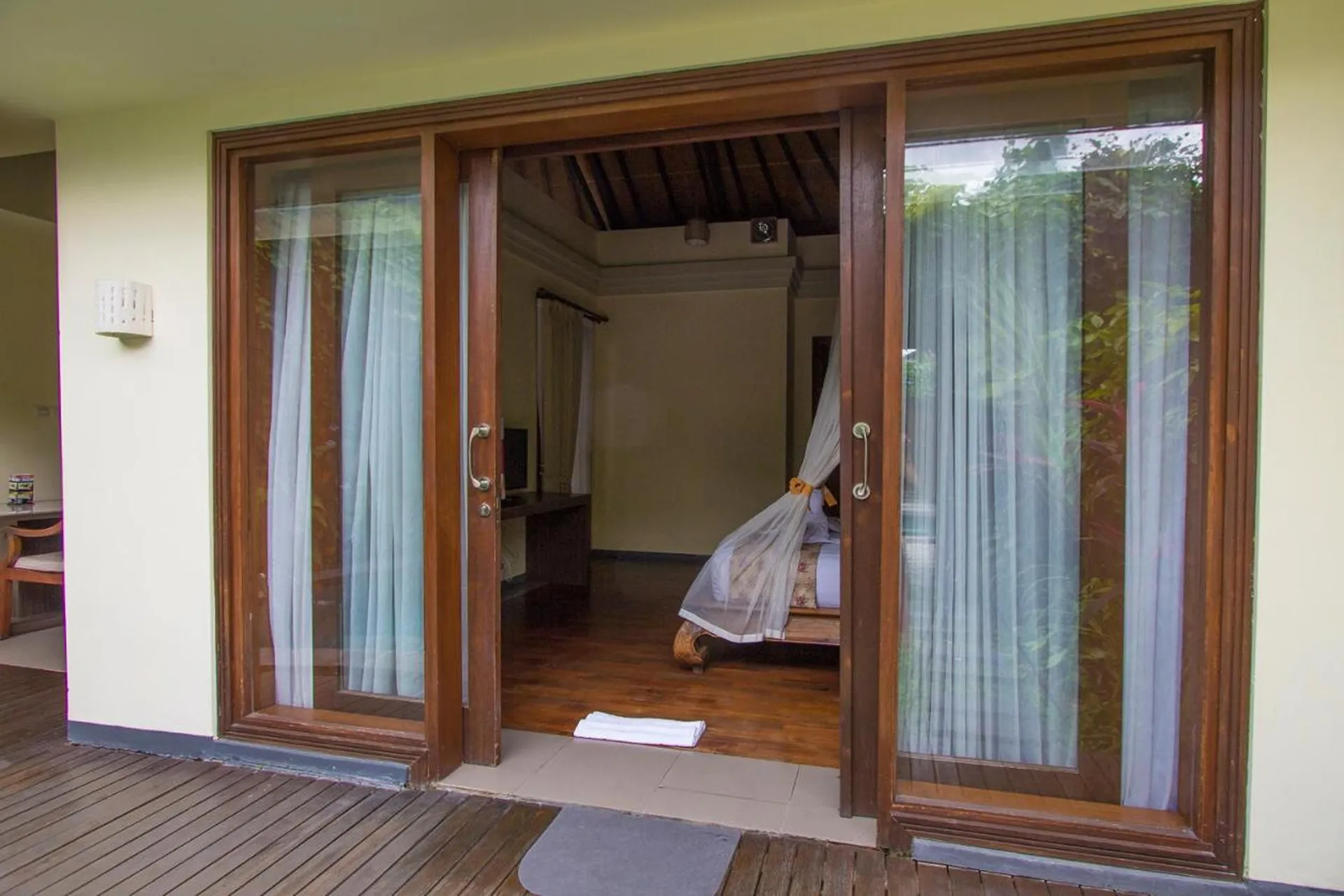 Ladera Villa Ubud Room