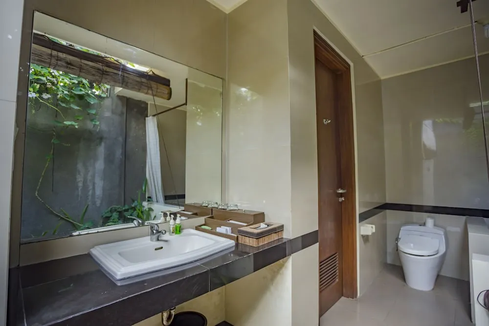 Ladera Villa Ubud Room
