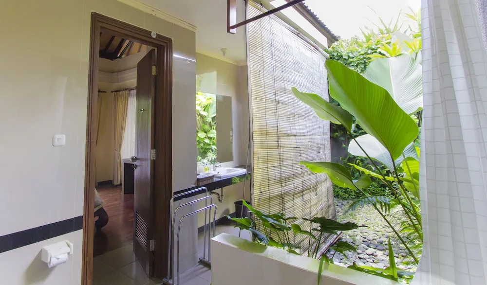 Ladera Villa Ubud Room