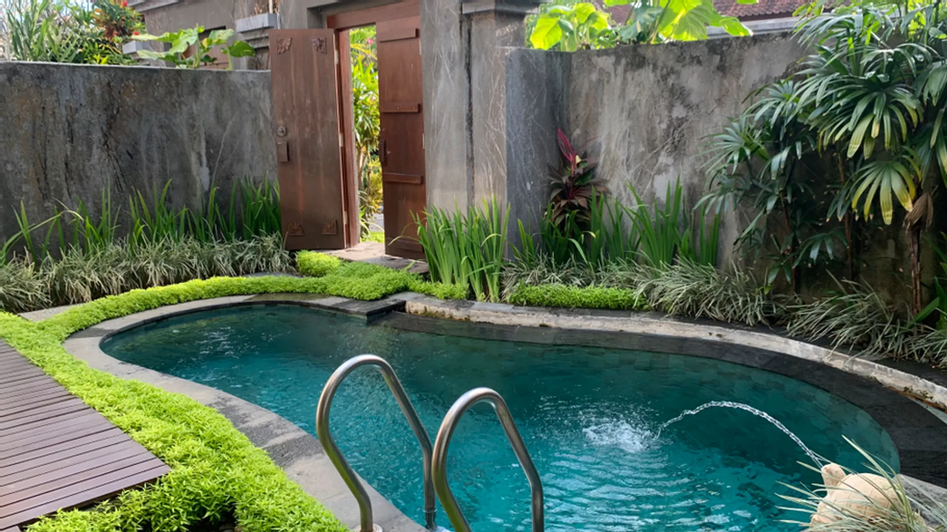 Ladera Villa Ubud Swimming Pool