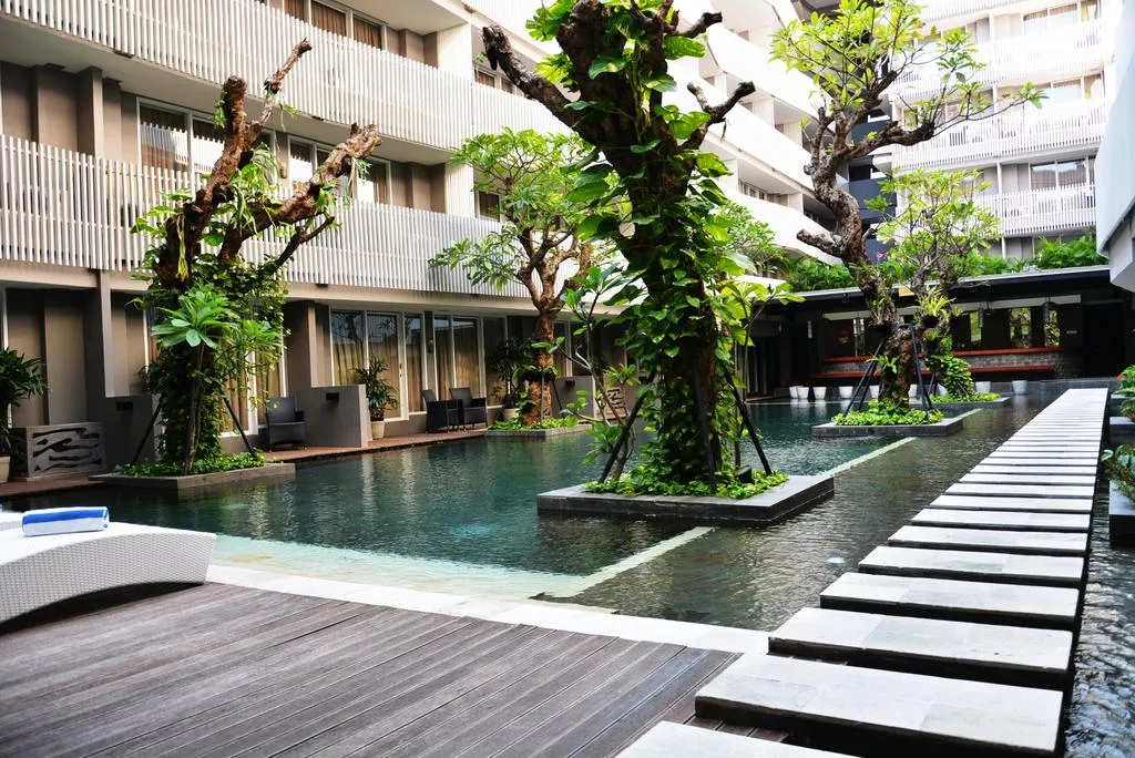Ramada by Wyndham Bali Sunset Road Kuta Facade