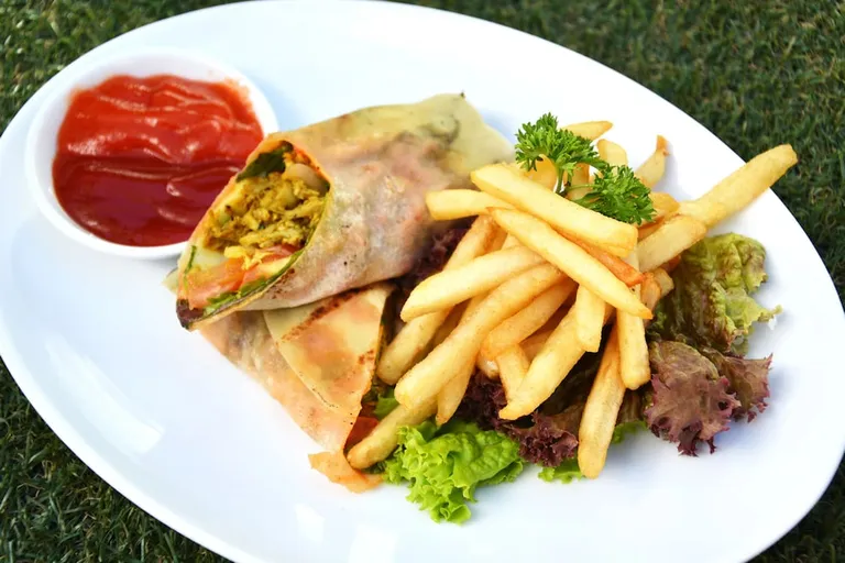 Ramada by Wyndham Bali Sunset Road Kuta Restaurant