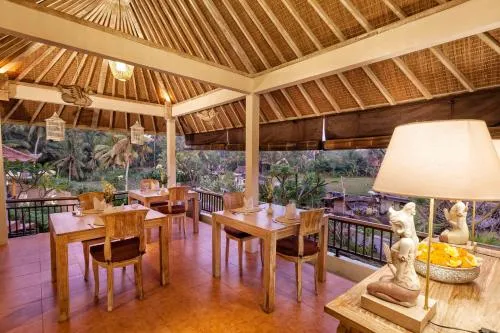 Tri Dewi Residence by GenuineHost Outdoors