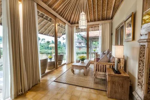 Tri Dewi Residence by GenuineHost Room