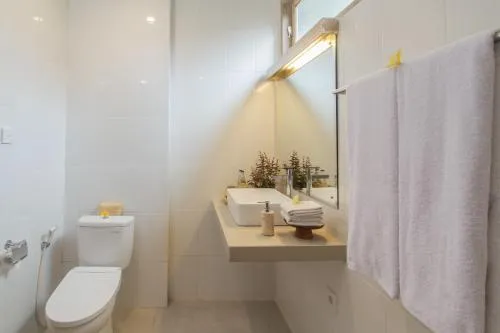 Tri Dewi Residence by GenuineHost Room