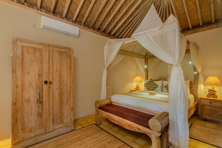 Tri Dewi Residence by GenuineHost Room