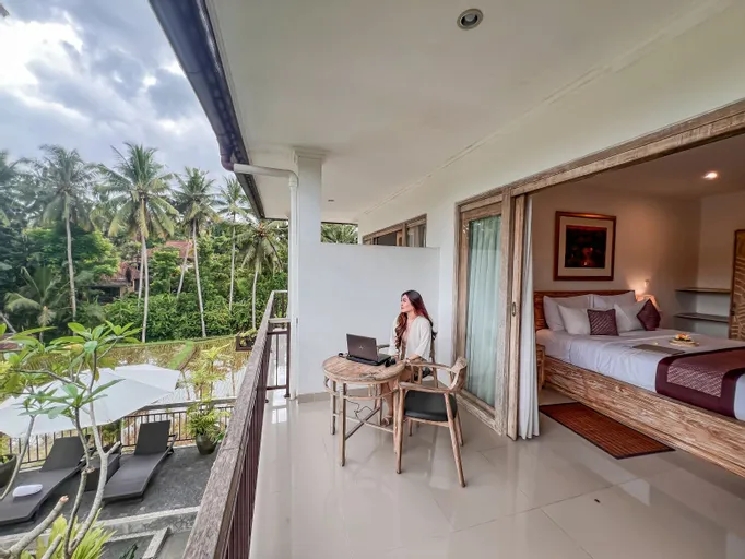 Tri Dewi Residence by GenuineHost Room