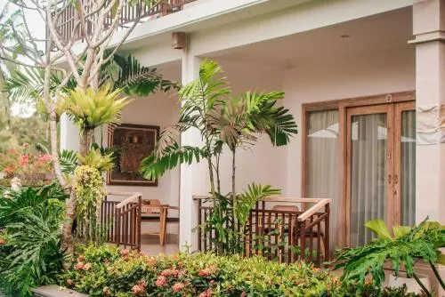 Tri Dewi Residence by GenuineHost Room