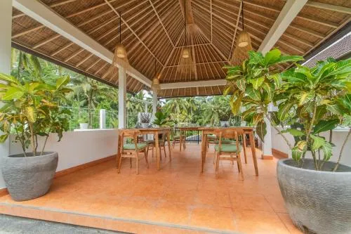 Tri Dewi Residence by GenuineHost Room