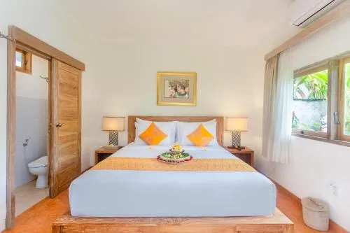 Tri Dewi Residence by GenuineHost Room