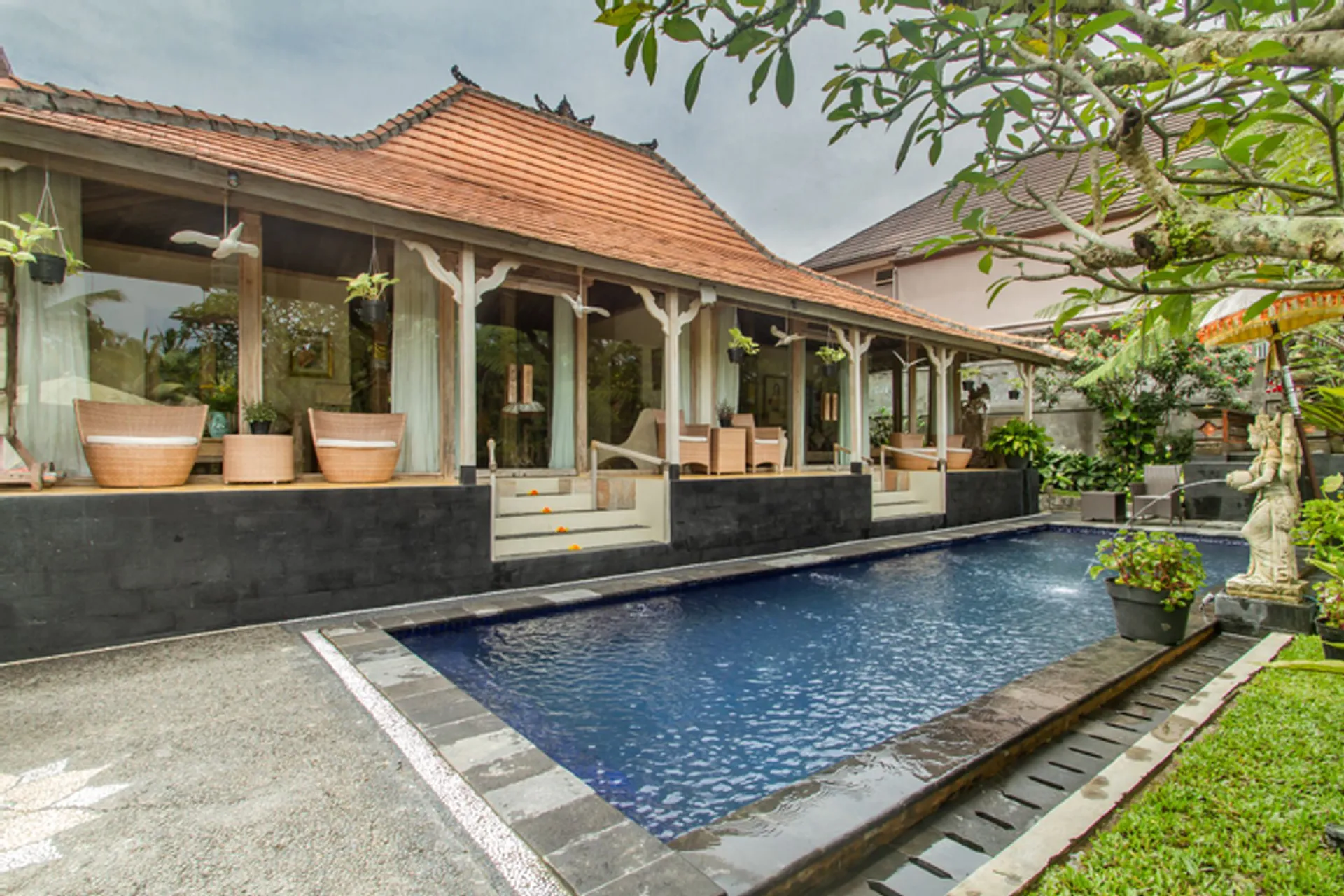 Tri Dewi Residence by GenuineHost Room