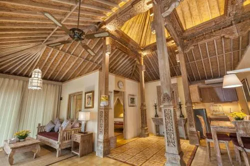 Tri Dewi Residence by GenuineHost Room