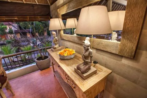 Tri Dewi Residence by GenuineHost Room