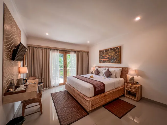 Tri Dewi Residence by GenuineHost Room