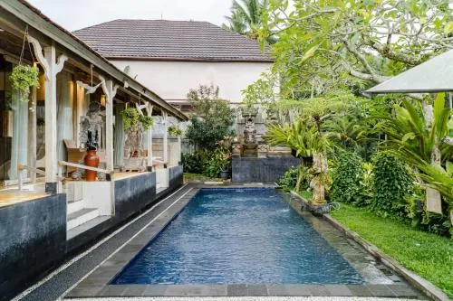 Tri Dewi Residence by GenuineHost Room