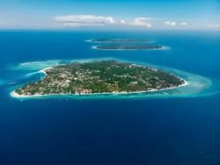 Aston Sunset Beach Resort - Gili Trawangan Outdoors