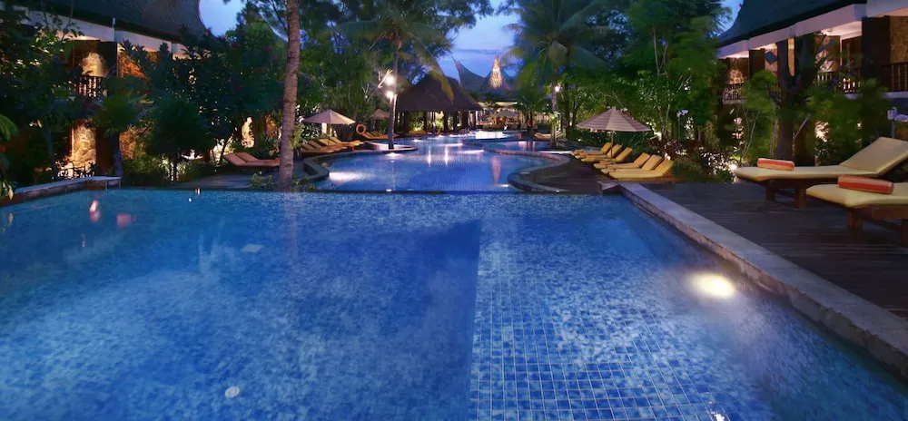 Aston Sunset Beach Resort - Gili Trawangan Outdoors