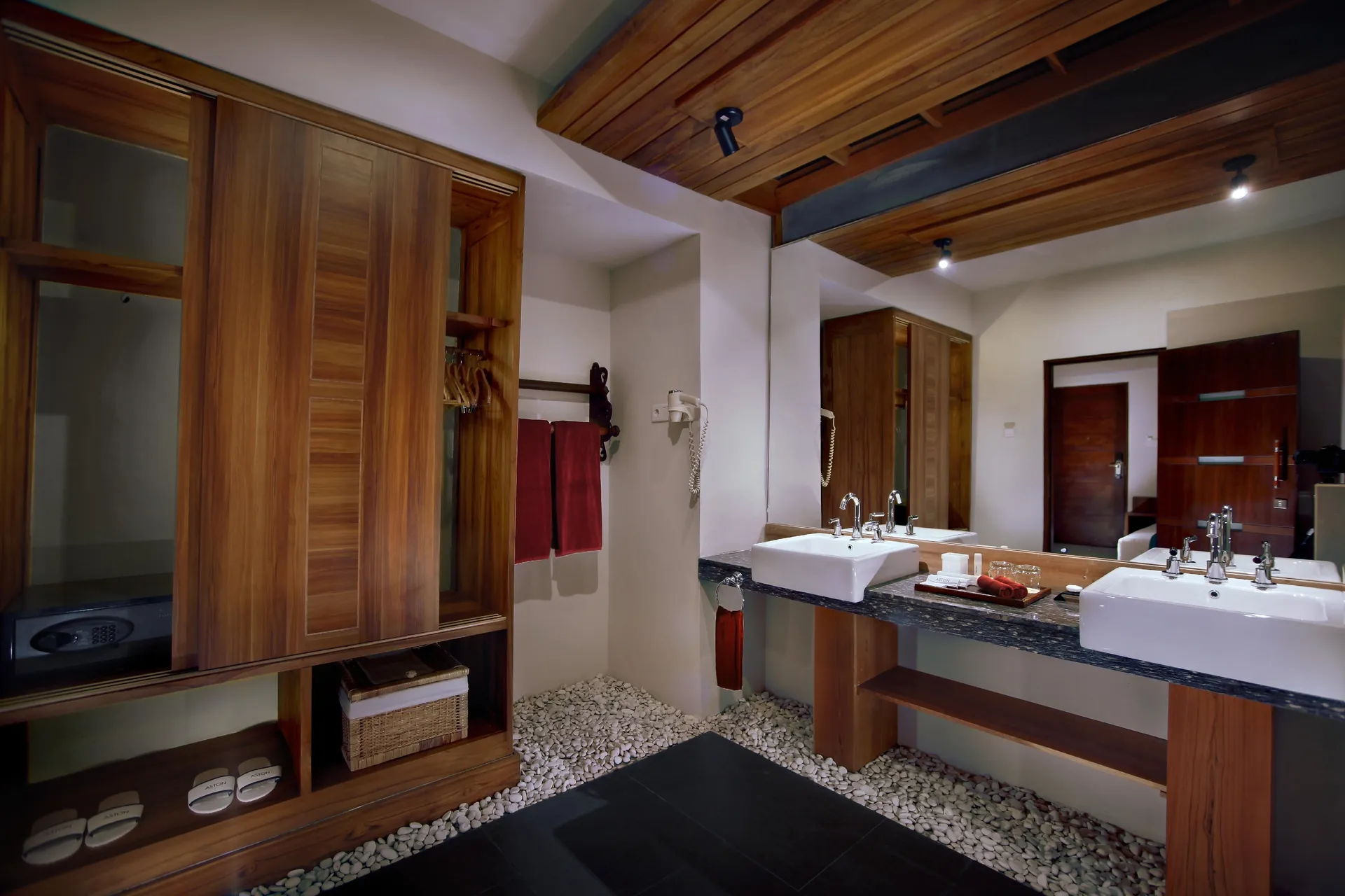 Aston Sunset Beach Resort - Gili Trawangan Room