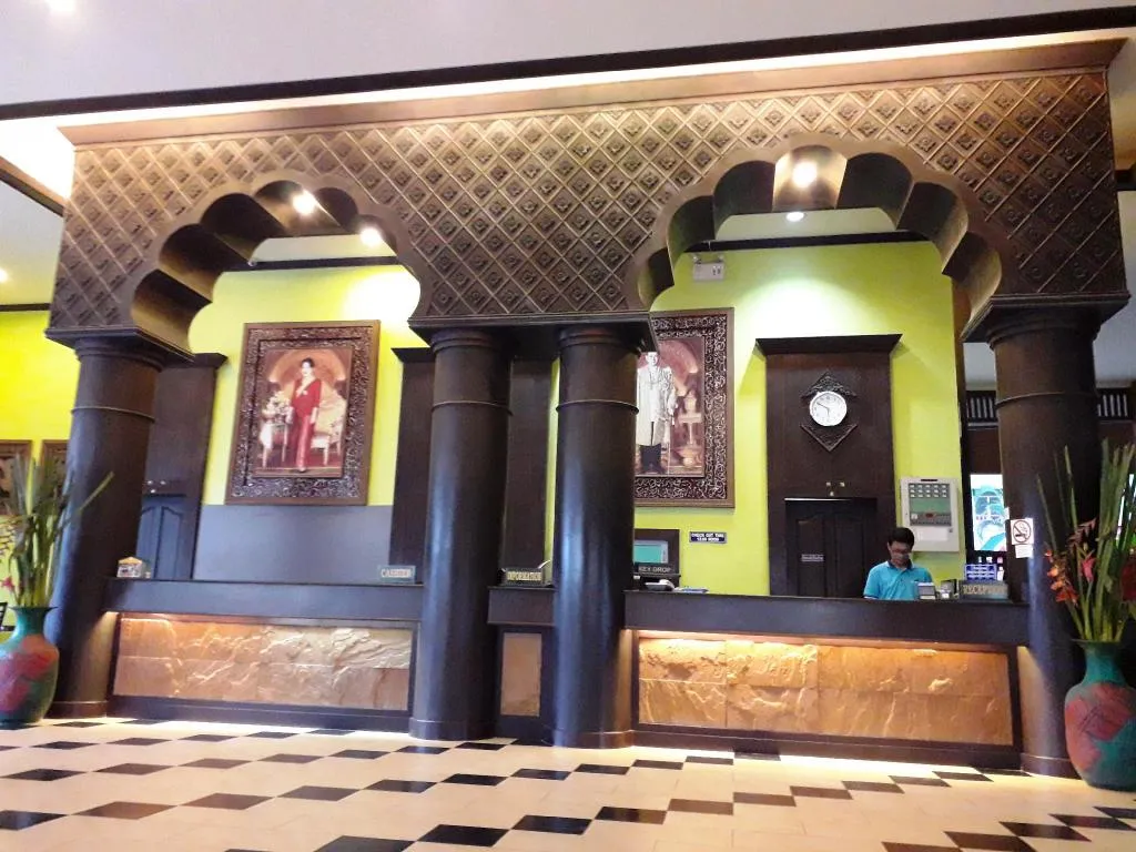 Phuphaya Resort Pattaya Common Area
