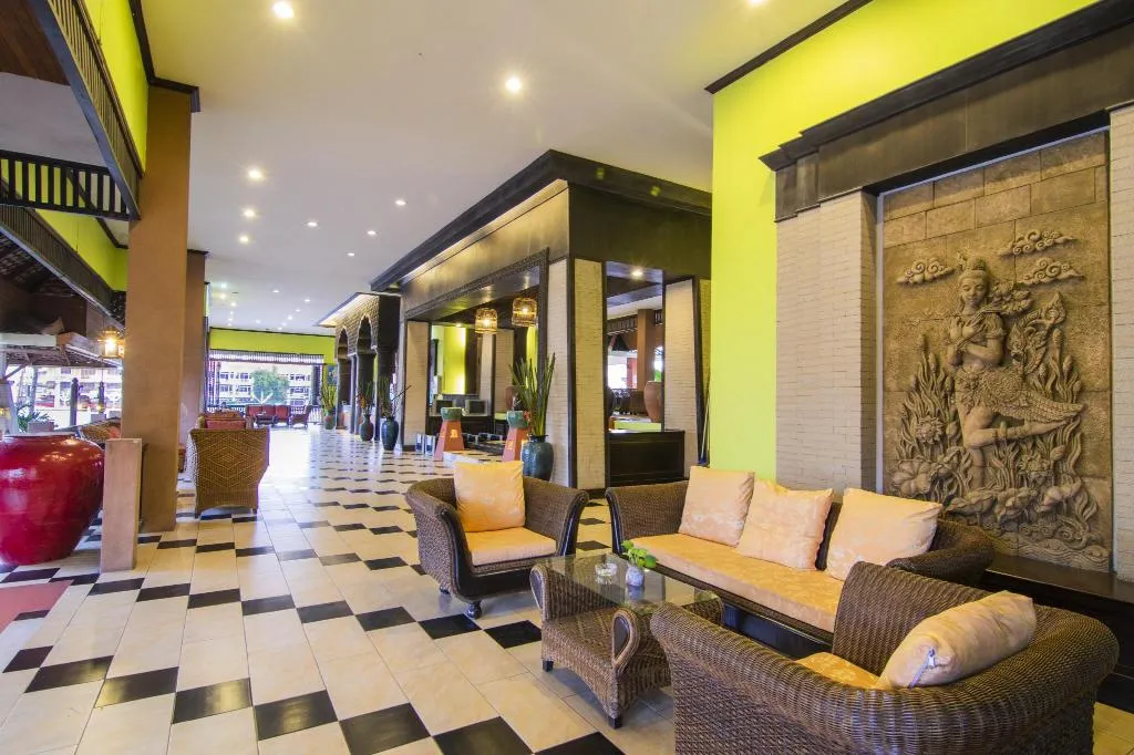 Phuphaya Resort Pattaya Reception