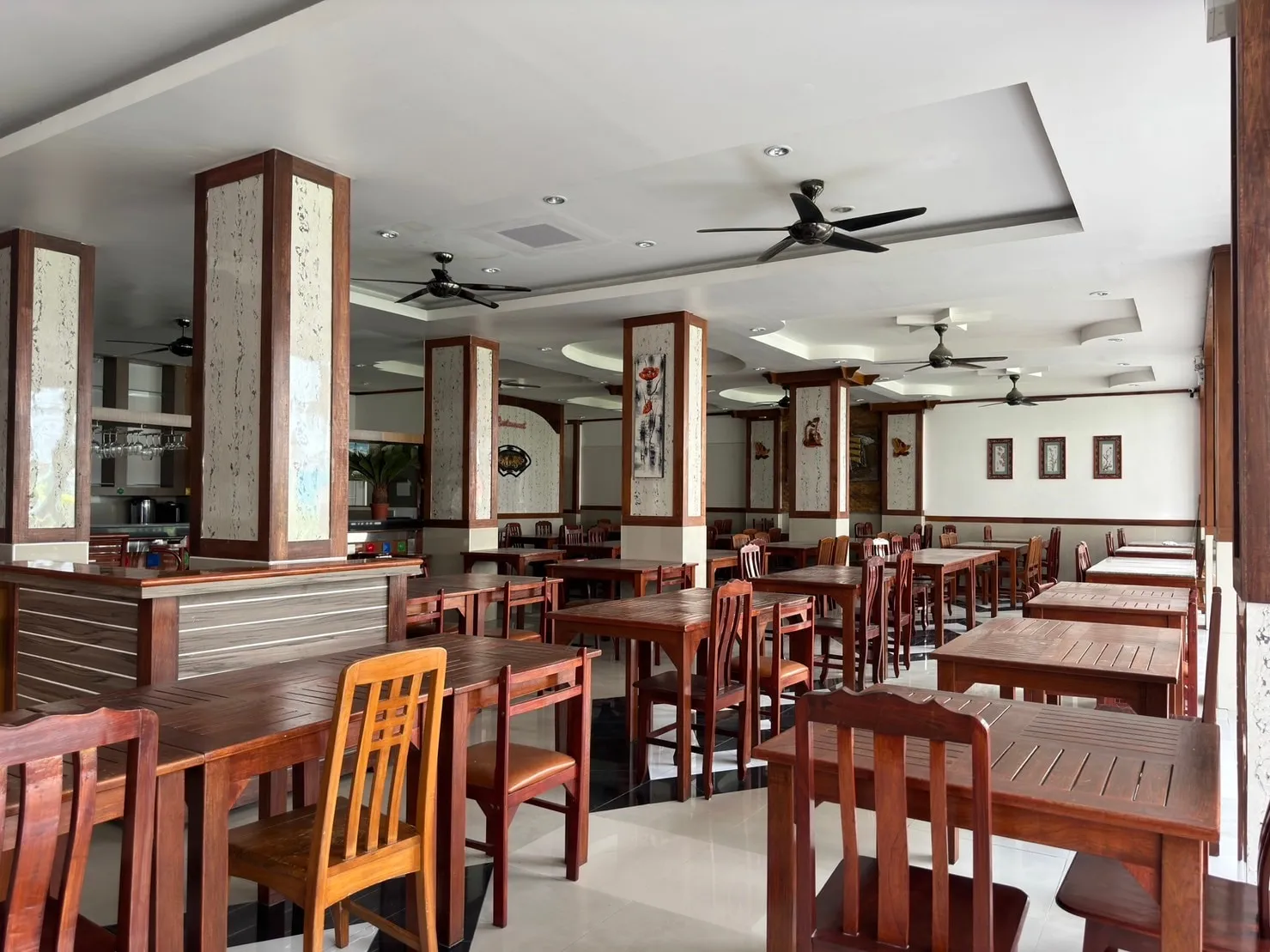 Sun Shine Patong Dining